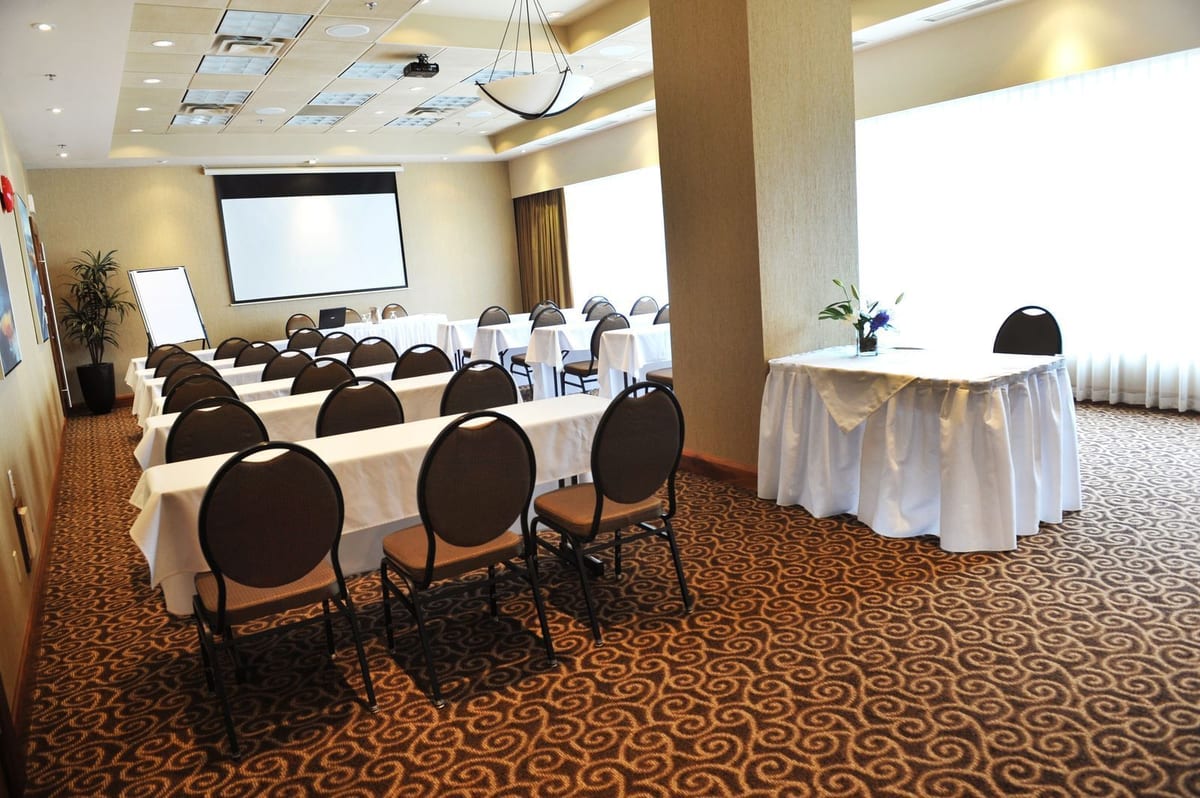 Burrard Room at Chateau Granville (3 of 5)