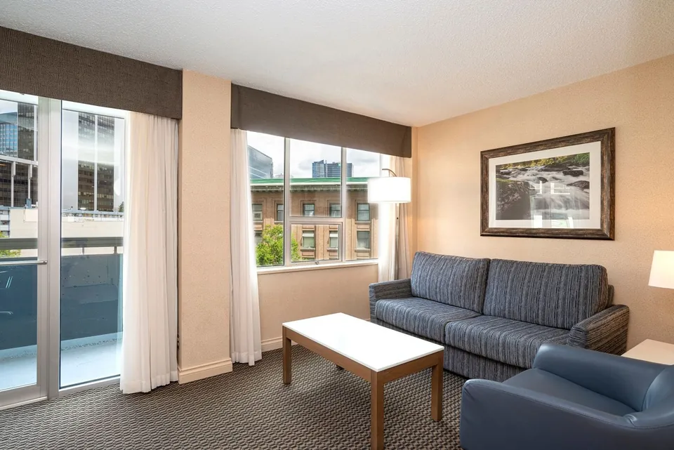 Deluxe Room with Two Beds at Chateau Granville (4 of 4)