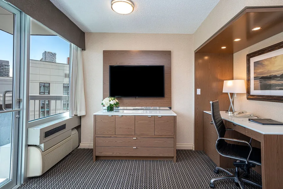 One Bedroom Suite with Two Double Beds at Chateau Granville (4 of 7)
